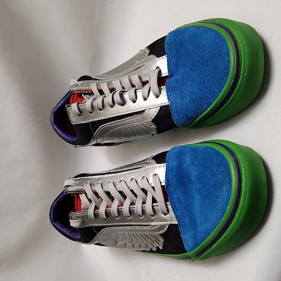 Vans Old Skool × Marvel Avengers Character sneakers (Uni m size 7, w size 8.5) - Picture 4 of 14
